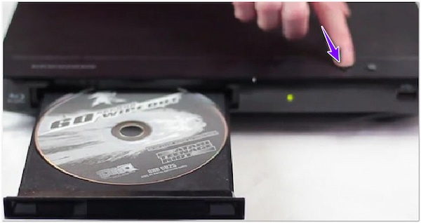 Come riparare una riproduzione di DVD graffiata