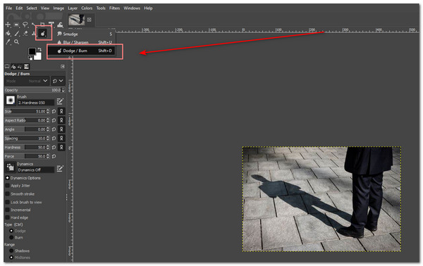GIMP Remove Shadows Välj Dodge Tool